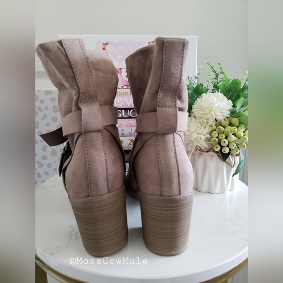 A New Day Taupe Heeled Boots - Picture 3 of 9
